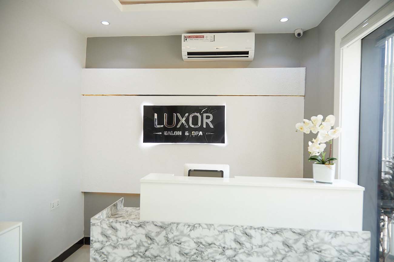 Modern Luxor Salon and Spa reception interior
